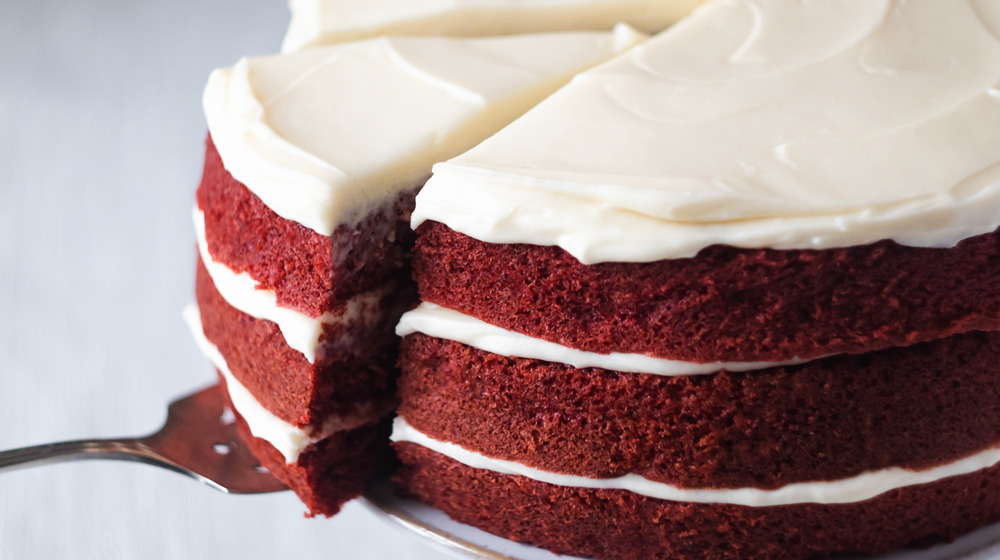 red velvet cake recipe slice