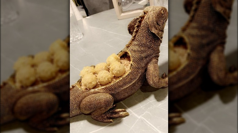 Disturbing iguana dish