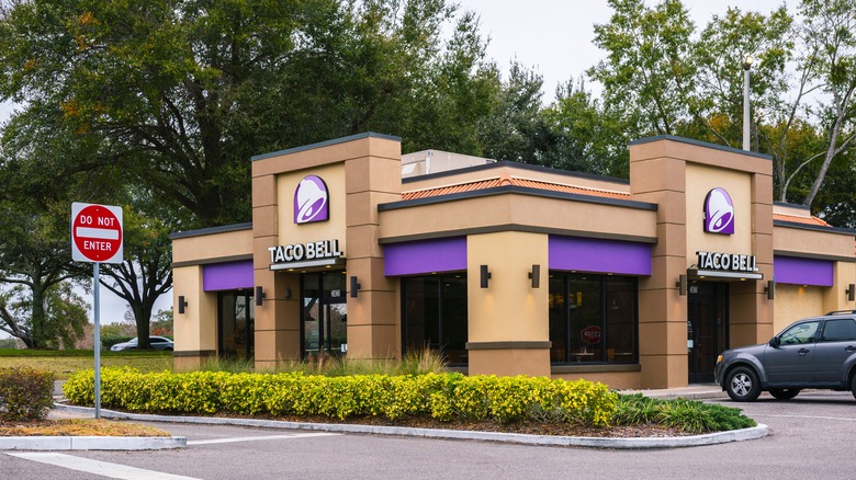 taco bell restaurant