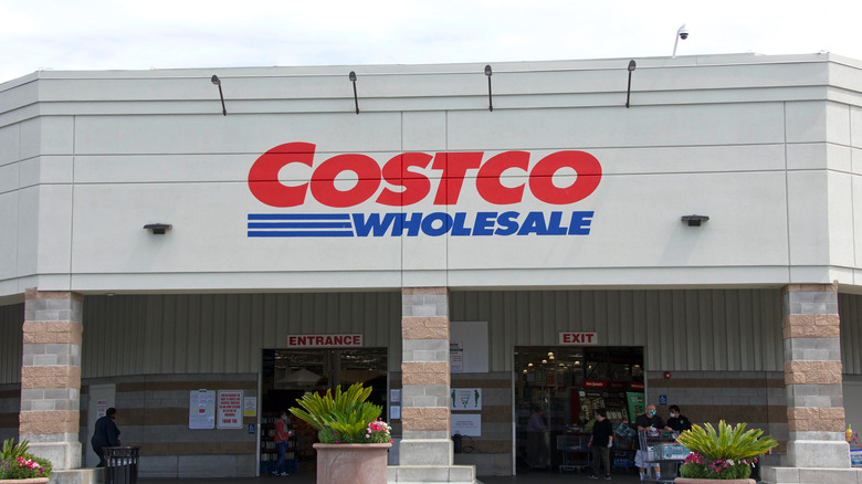 Costco storefront