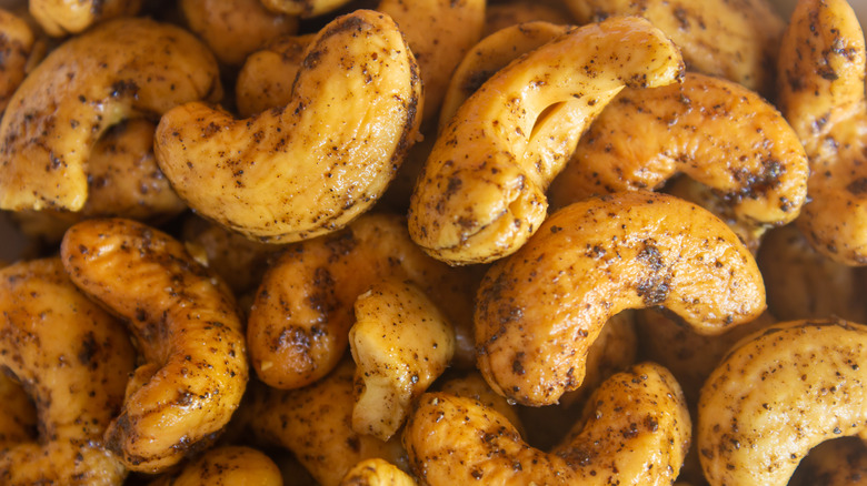 A generic picture of spicy cashews