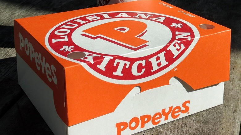 Popeyes to-go box