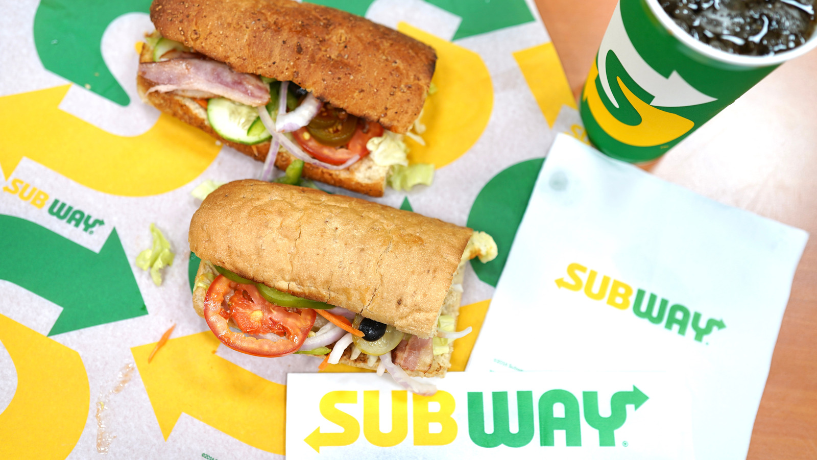 reddit-thinks-this-onion-and-pepper-hack-will-give-your-subway-sandwich