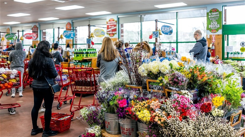 Trader Joe's shoppers