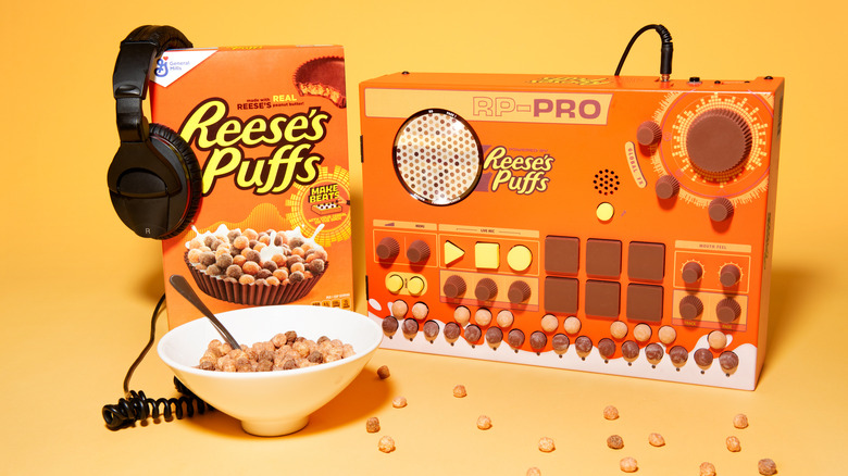 Reese's Puffs Cereal Box Keyboard with headphones