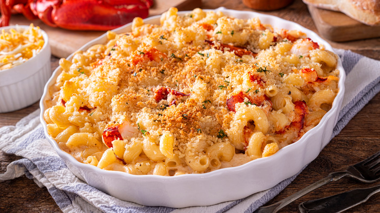 Lobster mac & cheese