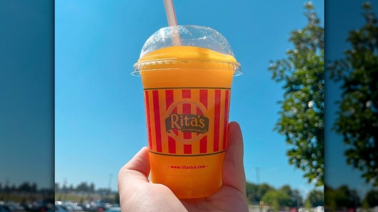   Mango Braškių Rita's Italian Ice