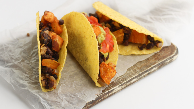 sweet potato black bean tacos 