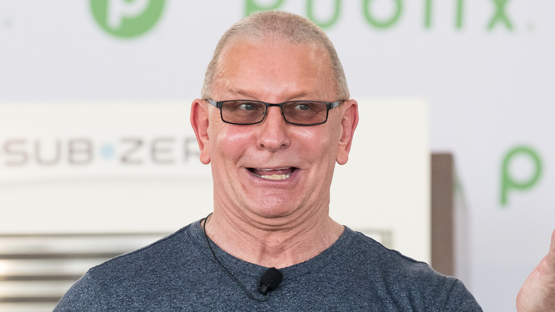 Robert Irvine speaking and looking to the side