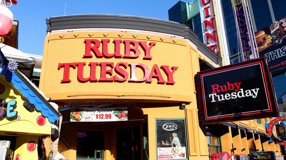 Ruby Tuesday restaurant