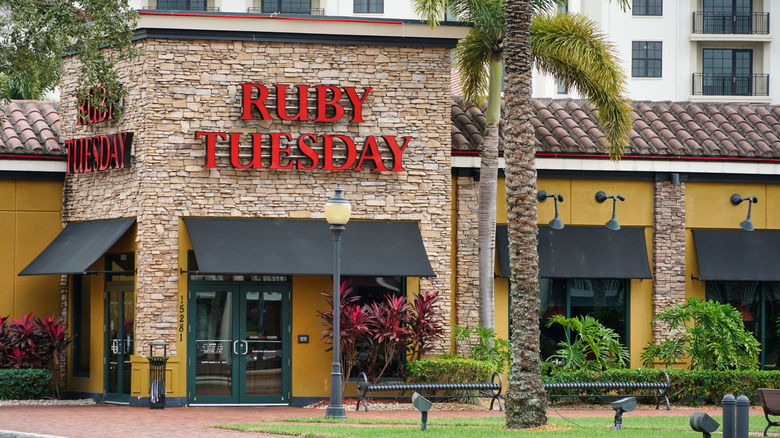 Ruby Tuesday building