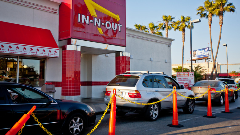Long drive-thru line at In-N-Out