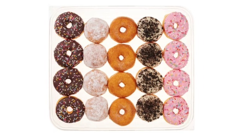 16-pack Member's Mark Assorted Donut Tray