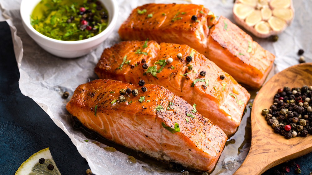 Cooked salmon fillets with garlic and spices