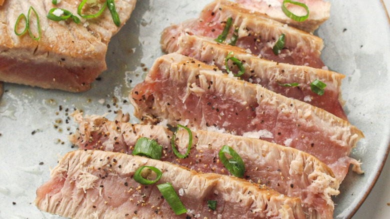 cooked tuna with green onions