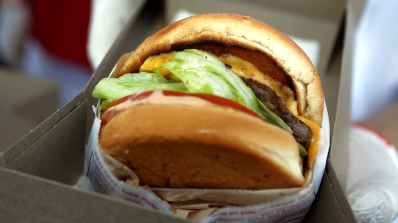 In-n-out burger fat content