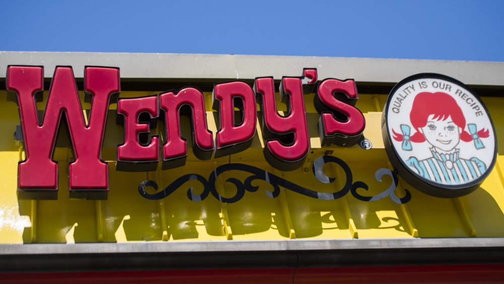 Wendy's sign