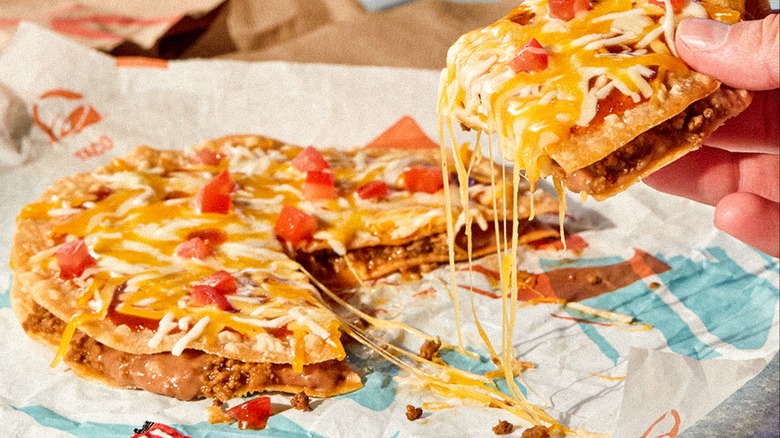 taco bell mexican pizza