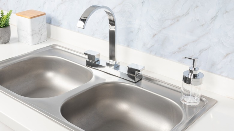 Empty kitchen sink