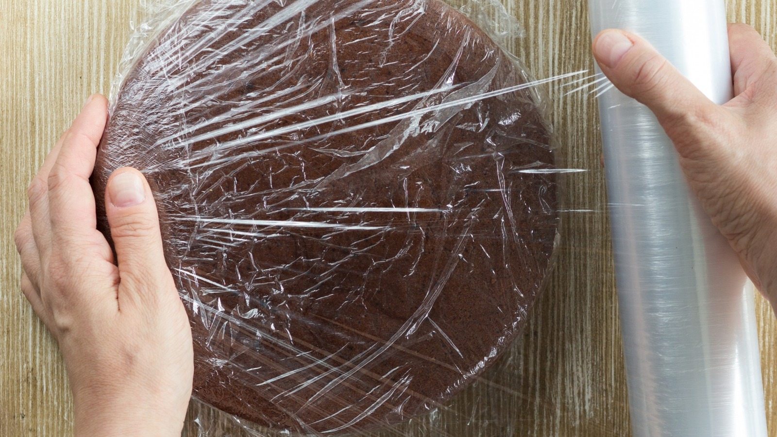 Should You Wrap Fresh-From-The-Oven Cake In Plastic To Keep It Moist?
