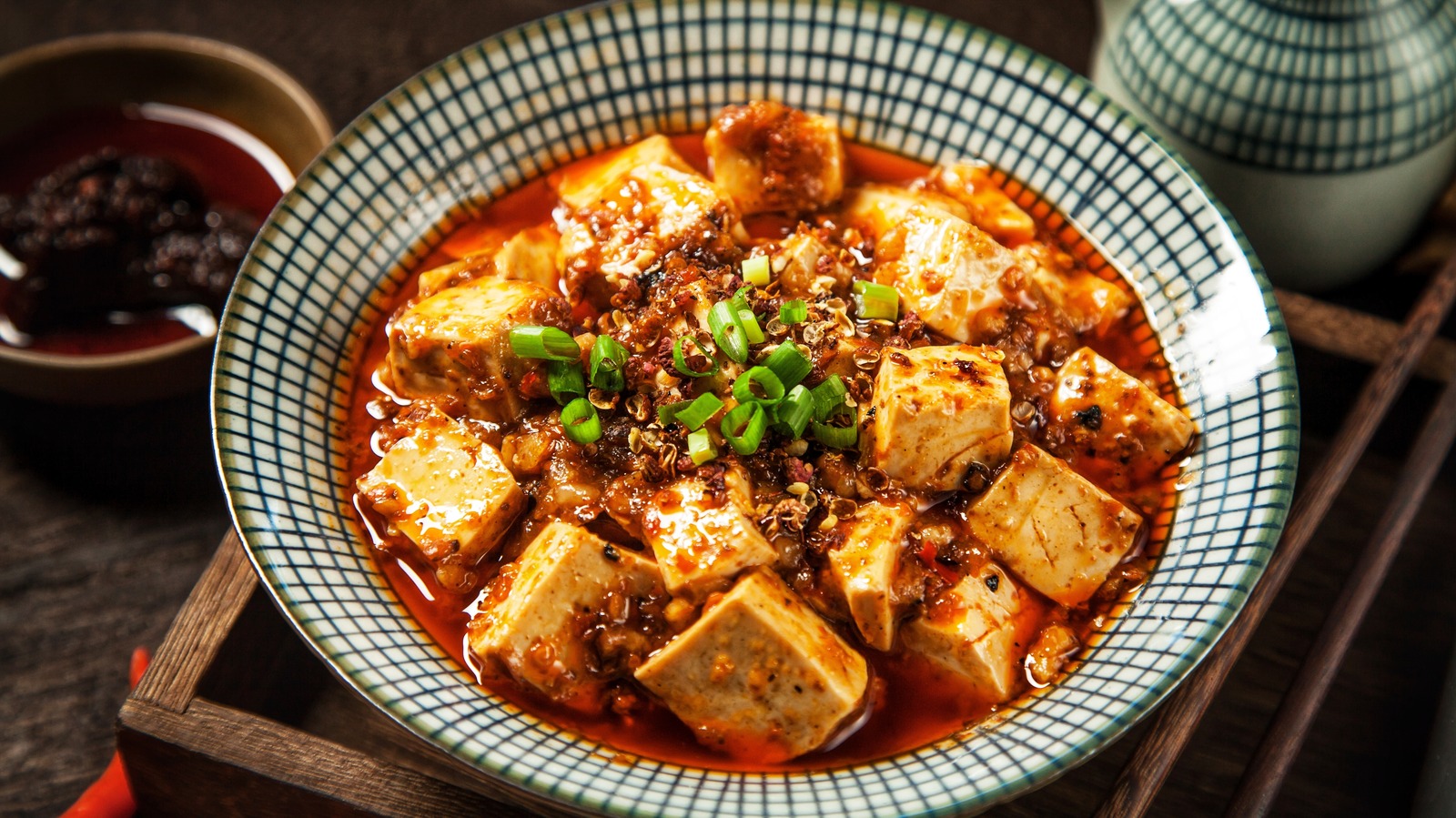 Sichuan Vs Cantonese Cuisine: What's The Difference?
