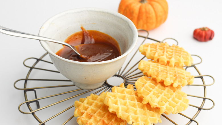 pumpkin caramel in a bowl 