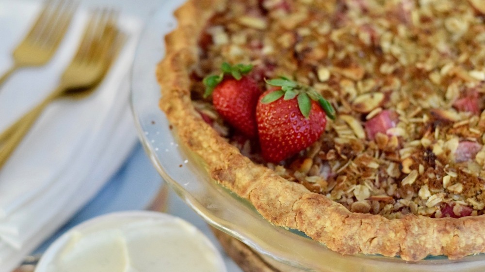 rhubarb pie with fresh strawberries