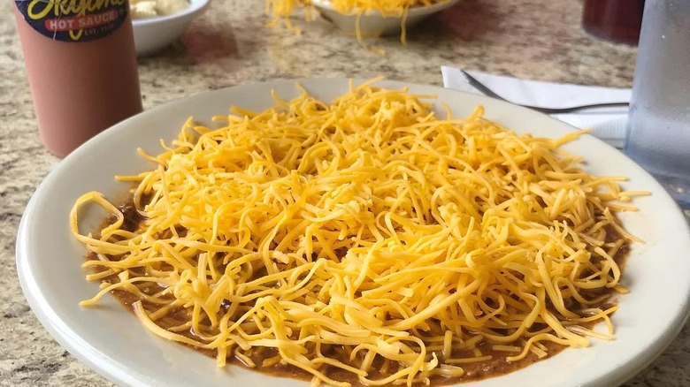   Mangkuk kerucut dari Skyline Chili