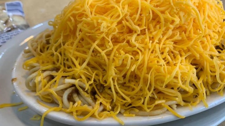   Skyline-Käse und Spaghetti