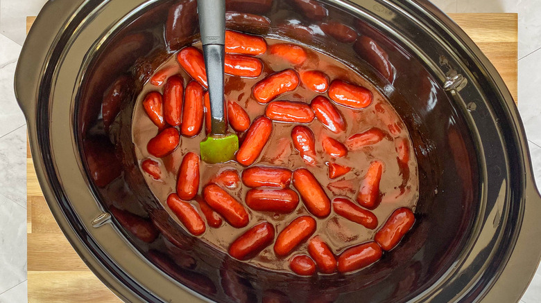 Cocktail wienies in crockpot