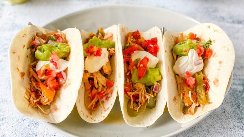 Tortillas with chicken fajita filling