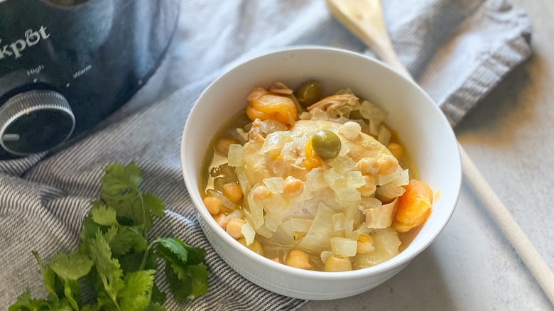 chicken tagine in a bowl 