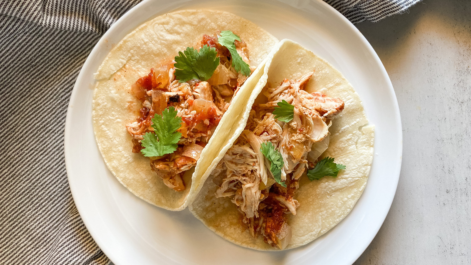 Slow Cooker Chicken Tinga Recipe