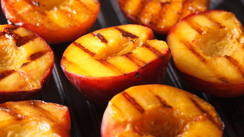 grilled peaches with sear marks