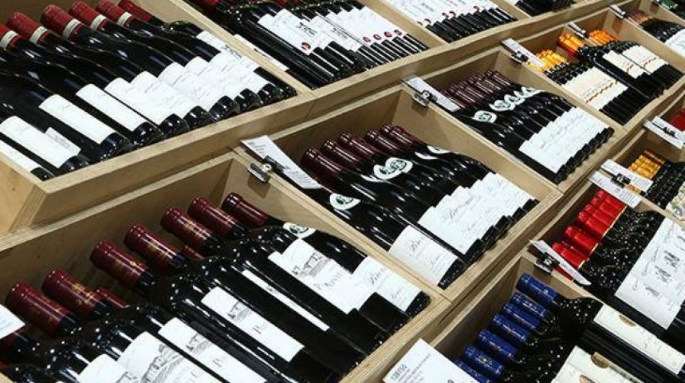 Sommelier Advises How To Pick The Best Wine From Costco