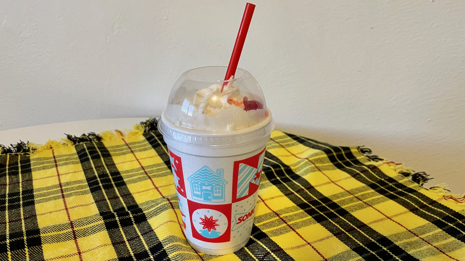 Sonic's Peanut Butter Bacon Shake Review: It's Pretty Good‚ But Needs More Pork