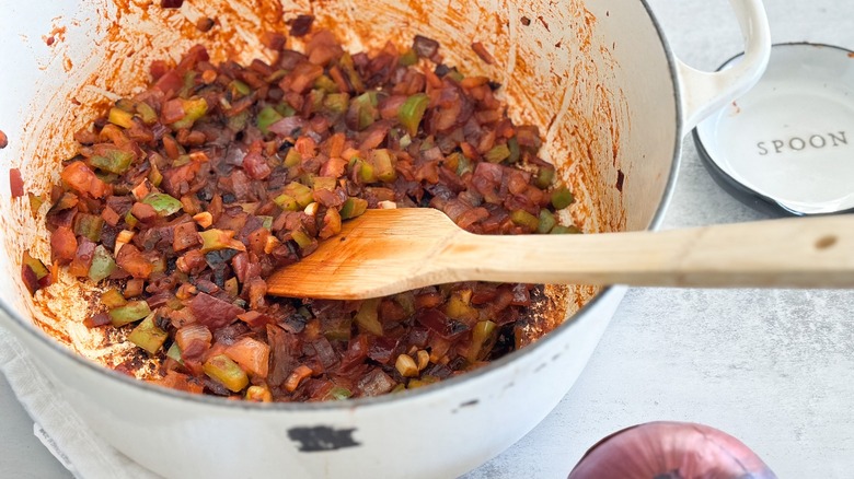 spanish-style sofrito in pot