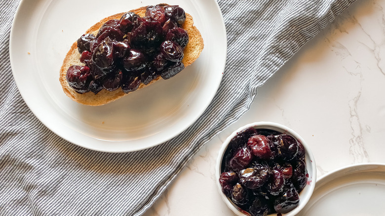 chutney on toast