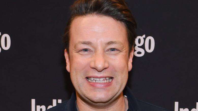 Jamie Oliver smiling at event 
