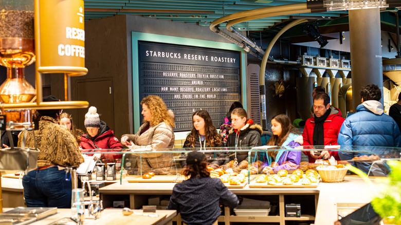 People waiting at Starbucks Princi bakery