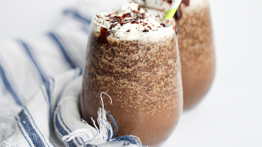 Starbucks Mocha Cookie Crumble Frappuccino Blended Beverage copycat recipe