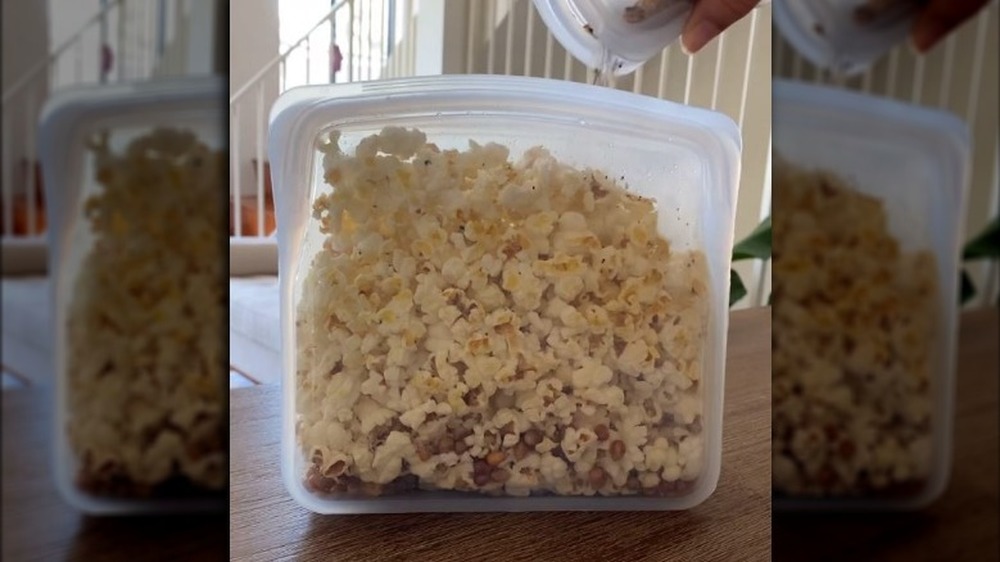 How to Make Popcorn in a Stasher Bag? 