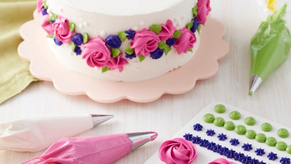 Step Up Your Cake Decorating Game With These Must-Haves, According ...