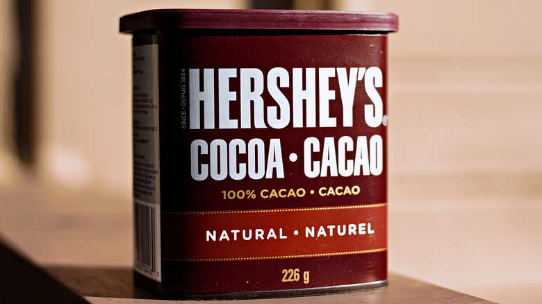 can of Hersheys cocoa powder
