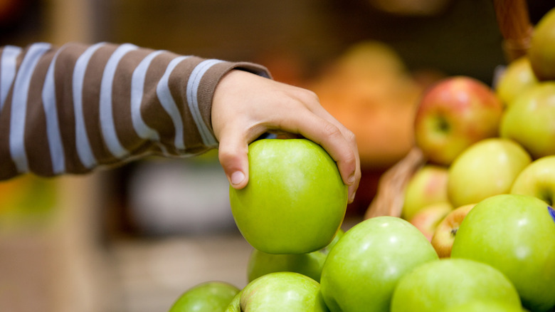 Choosing an Apple