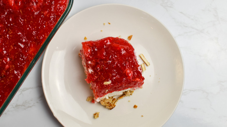 strawberry pretzel salad on plate 