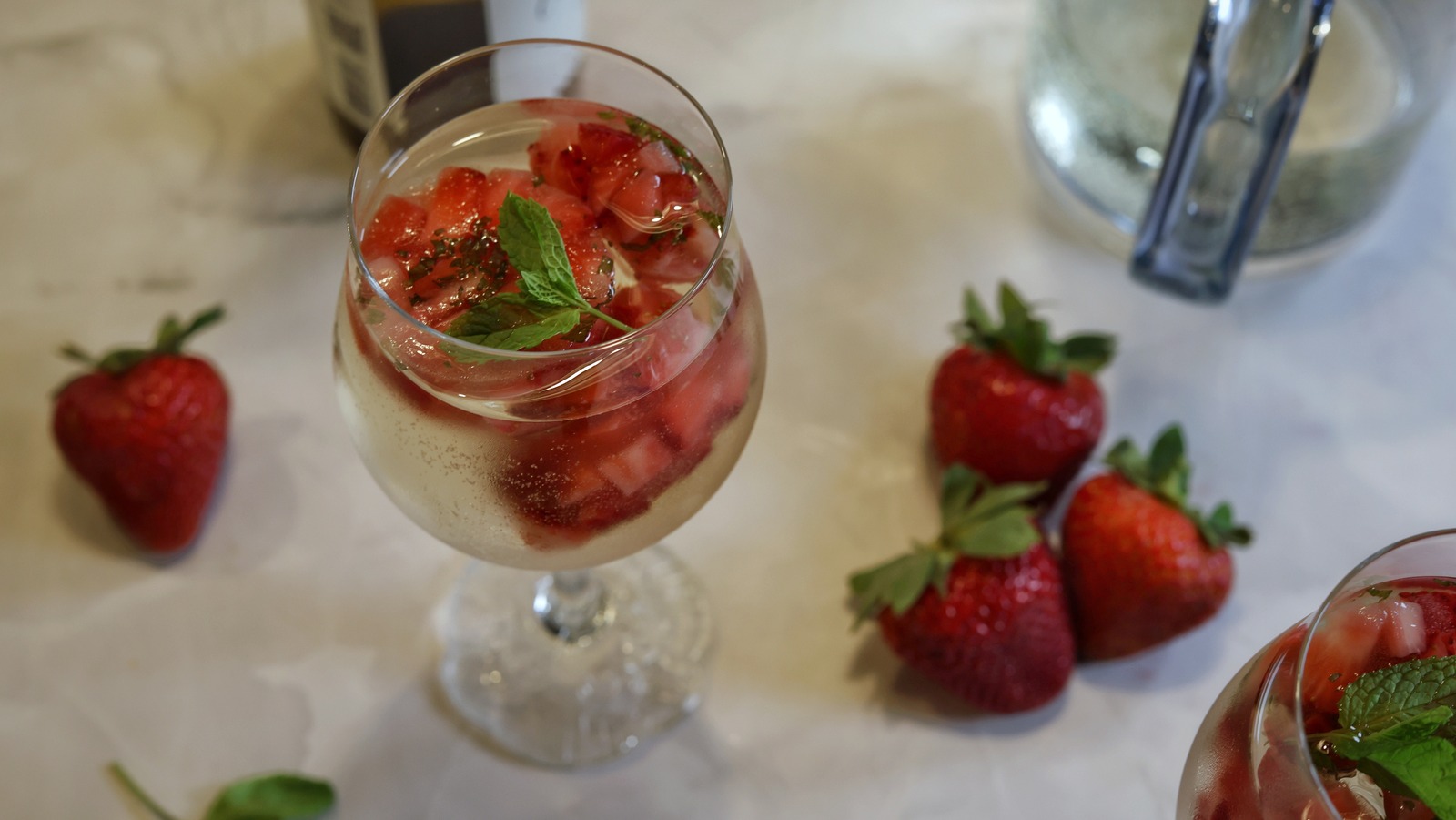Summery Strawberry White Wine Spritzer Recipe