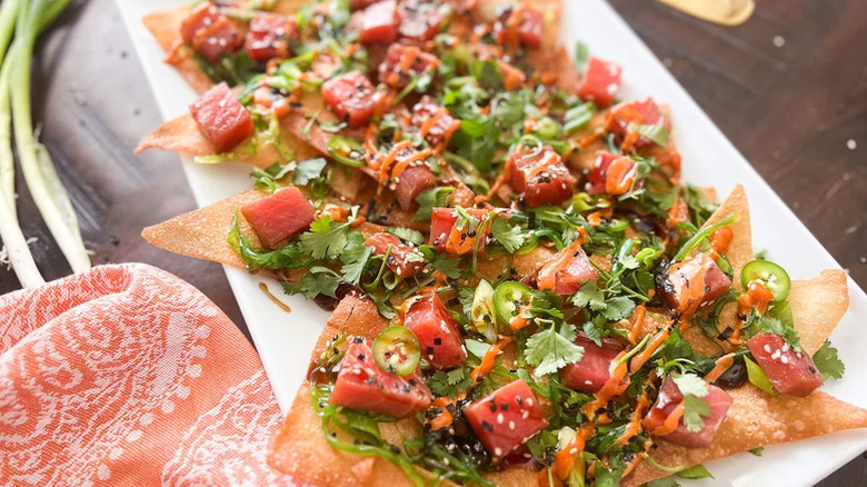 Poke nachos