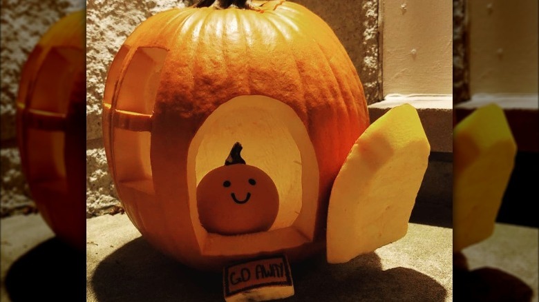 60 Super Easy Pumpkin Carving Ideas To Try This Halloween