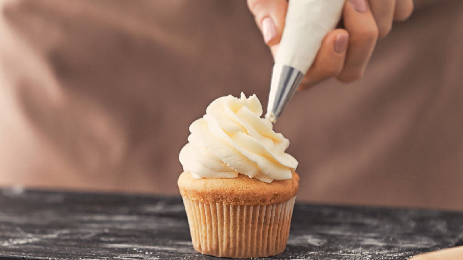 How To Make Fake Buttercream to Practice Piping 